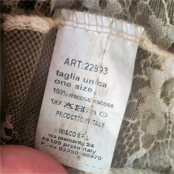 Viscose blouse with with intricate sheer floral sleeve design - new from Italy! - Picture 5 of 6